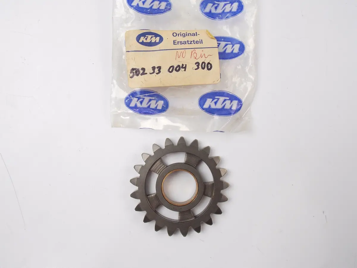 Nos Oem Ktm 1987 Mx 125 4Th Gear 21 T. 50233004300 | 502.33.004.300 1