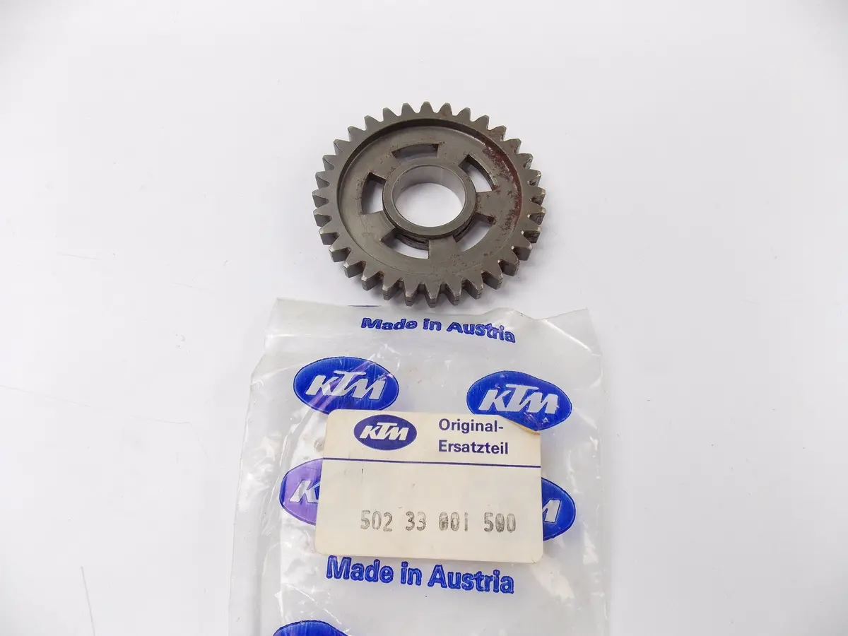 Nos Oem Ktm 1988 Mx 125 1St Gear 32 T. 50233001500 | 502.33.001.500 1