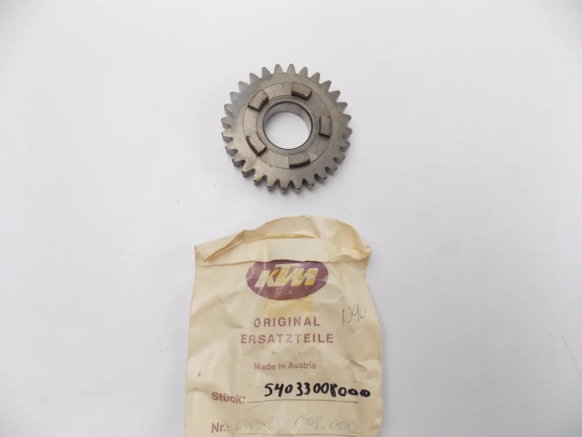 Nos Oem Ktm 1979 125 175 250 400 3Rd Gear Countershaft Gear 28 T. 540.33.008.000 1