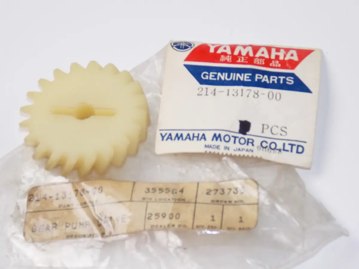 Nos Oem Yamaha 1968 Dt1 Gear Pump Drive 214-13178-00 1