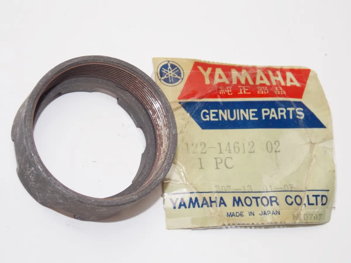 Nos Oem Yamaha 63-80 Yg1/K/T/Tk Rd60/A/B Lb802ac/Ad/Ae Nut Ring 122-14612-02 1