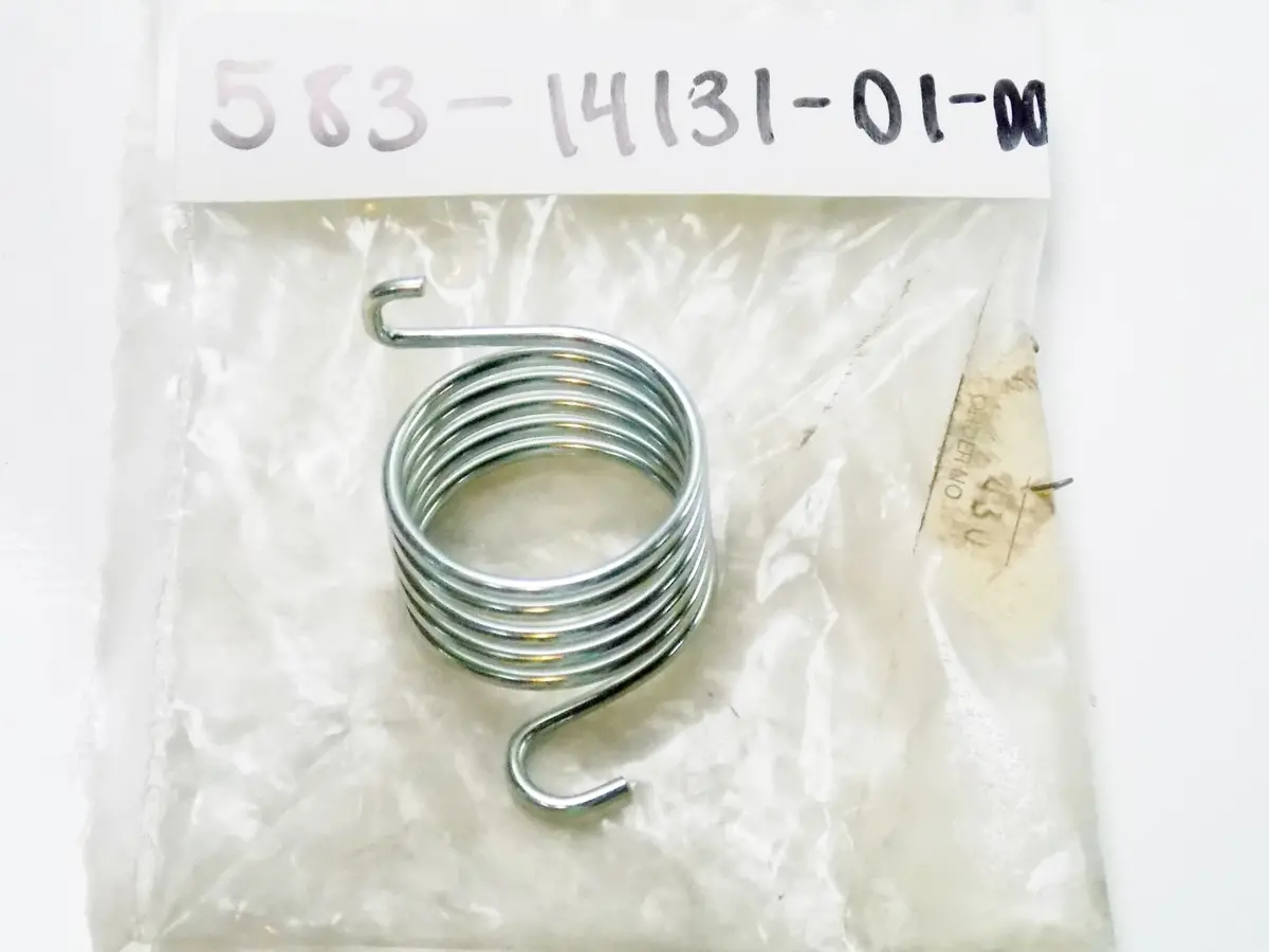 Nos Oem Yamaha 77-81 Tt Xt Sr 500C/D/E/F/G/H Spring Throttle Valve 583-14131-01 1