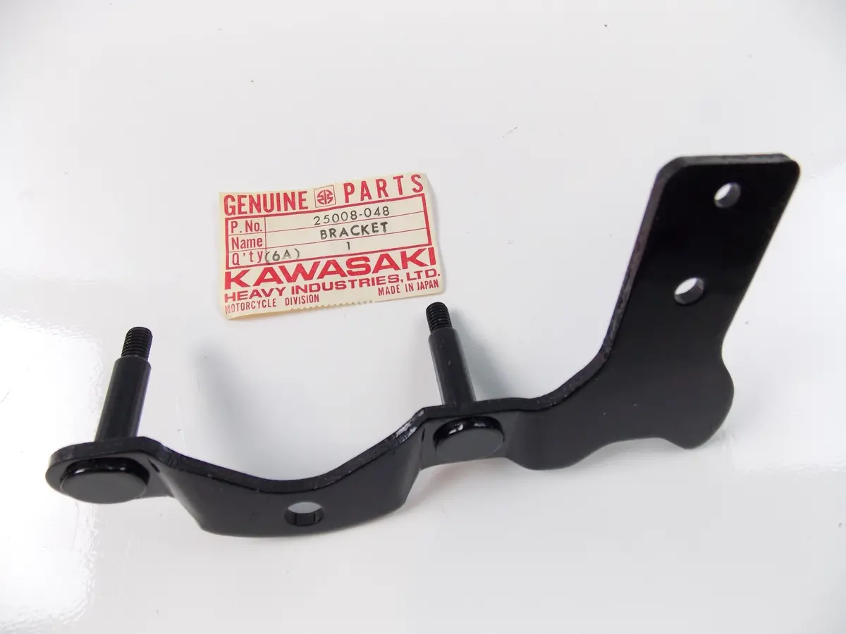 Nos Oem Kawasaki 75-76 Kz400 Bracket Speedometer 25008-048 1
