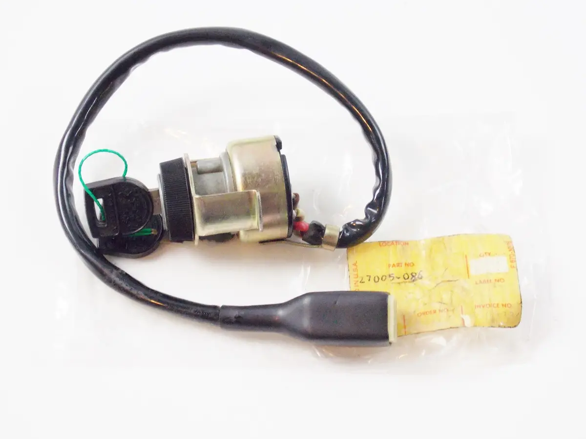 Nos Oem Kawasaki 1976-77 Kz900 Switch Ignition + Key # 762 Part # 27005-086 1