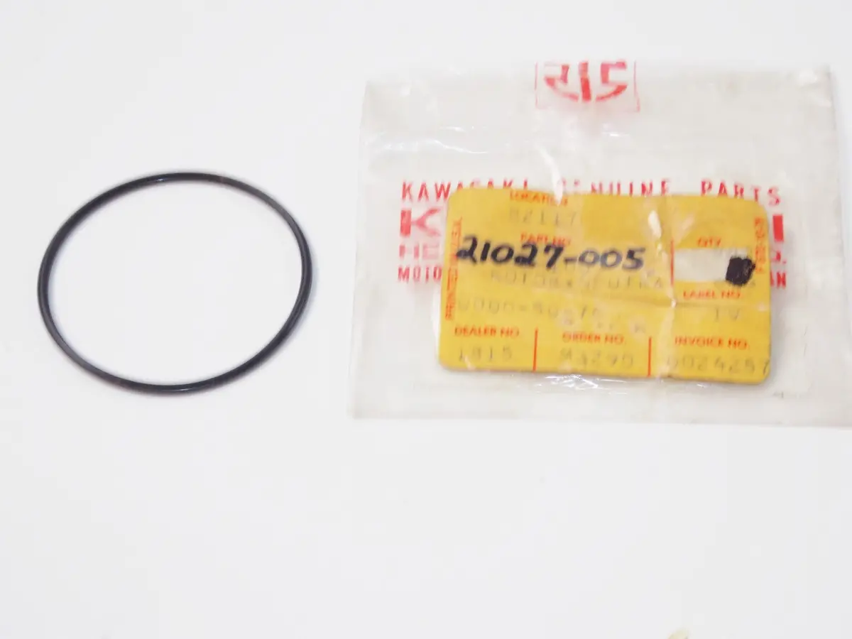 Nos Oem Kawasaki 74-90 Klt200 En450 Ex500 Kz440 O-Ring 42.8Mm 21027-005 1