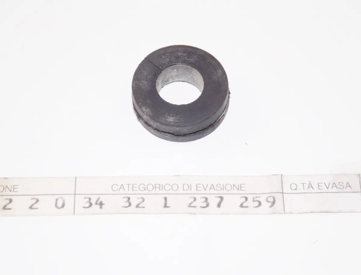 Nos Oem Bmw 86-95 K75s K1100rs R100gs/R Grommet Front Wheel Brake 34321237259 1