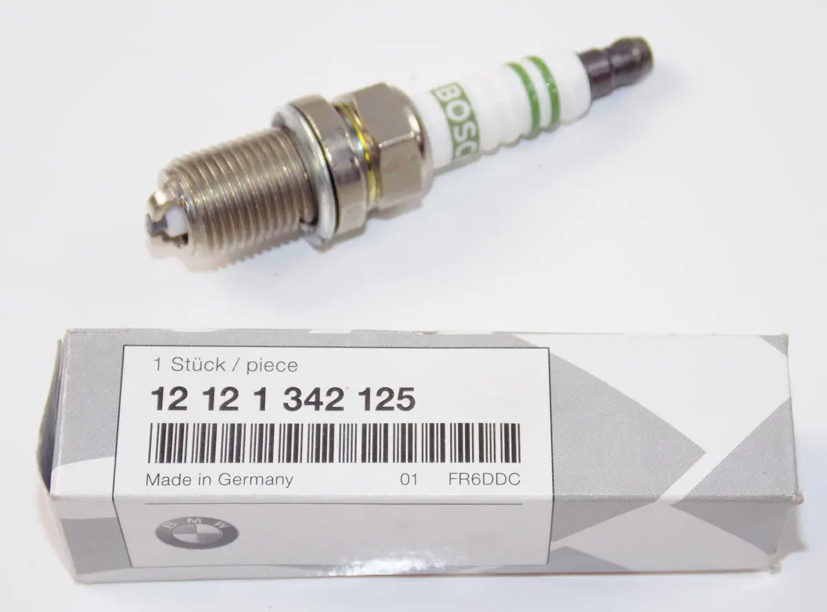 Nos Oem Bmw 92-07 R1100gs/1200C/850R Spark Plug Fr 6 Ddc 12121342125|12121341492 1