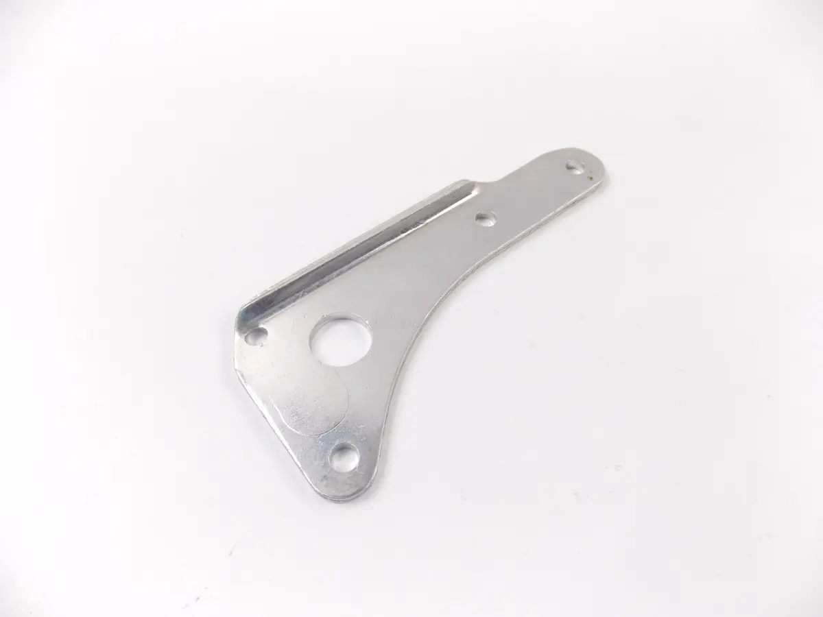 Nos Oem Ktm 240/250/350/500 Mx/Enduro Chain Cover Plate Support 54407064000 2