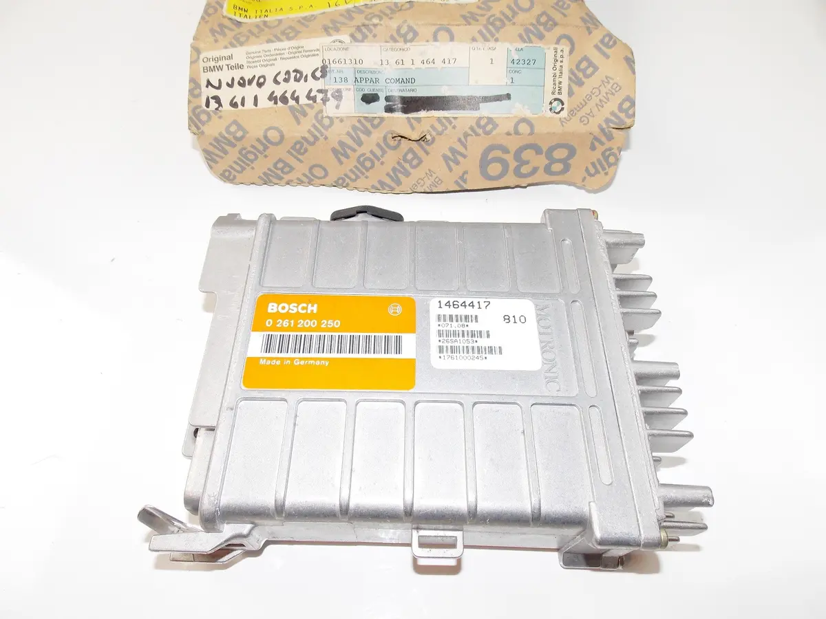 Nos Oem Bmw 90-97 K1/100Rs/Lt Throttle Housing Control Unit Motronic 13611464417 1