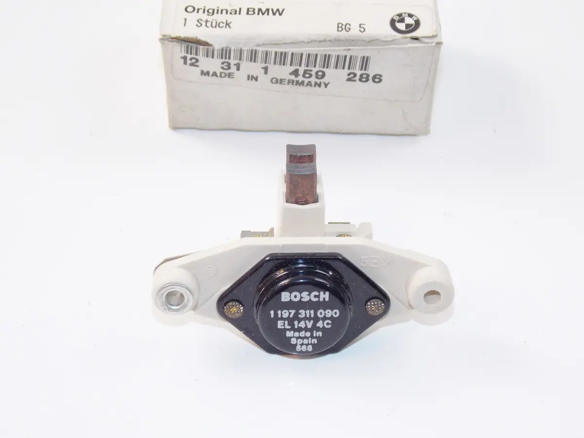 Nos Oem Bmw 84-96 K1/100/Lt/Rs/Rt/1100Lt/75 Voltage Regulator 12311459286 1