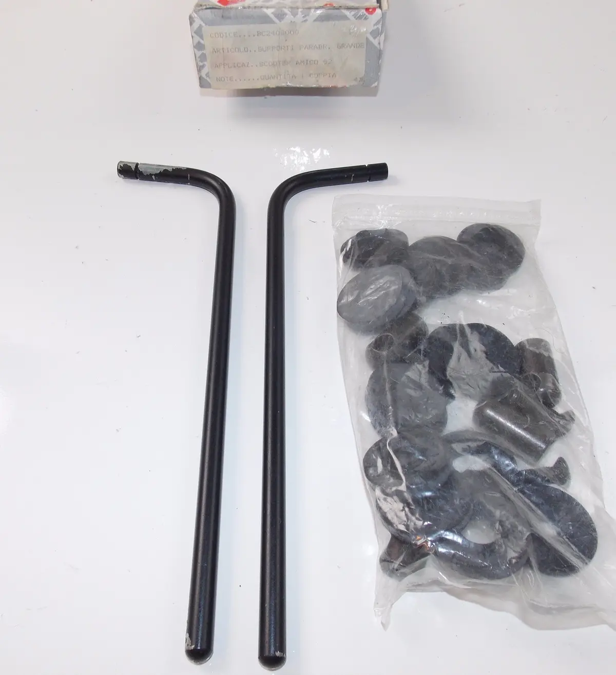 Nos Oem Aprilia '92 Scooter Amico Windshield Support Kit Big Bc2408000 1