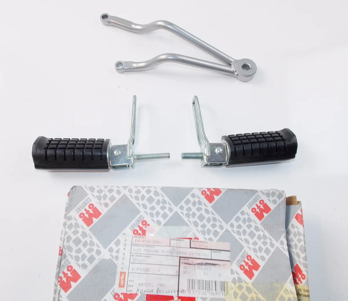 Nos Oem Aprilia Extrema 50 Passenger Footrest Kit Ap8700153 1