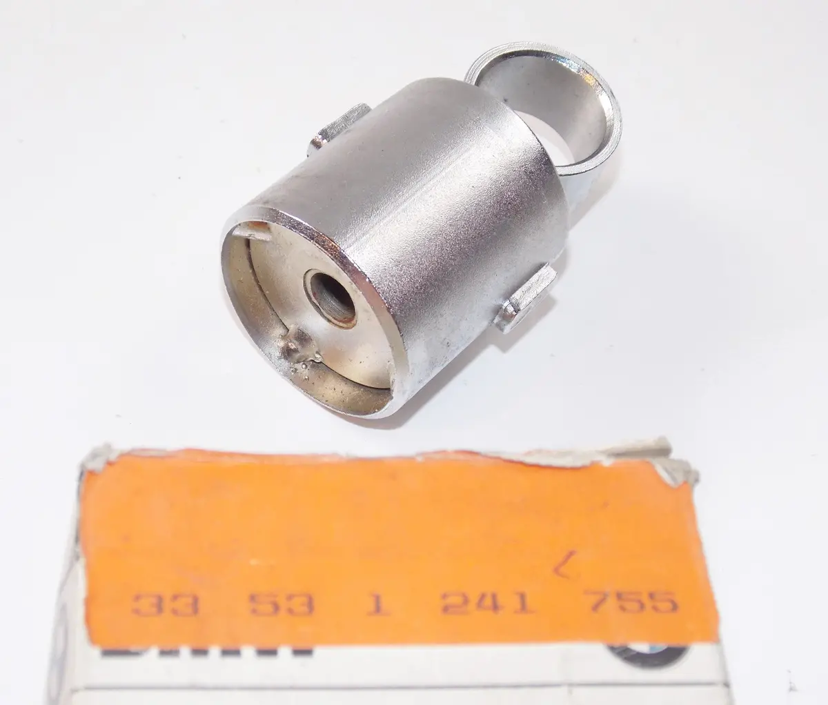 Nos Oem Bmw 80-87 R 80 Spring Strut Rear Hydraulic Shock Retainer 33531241755 2