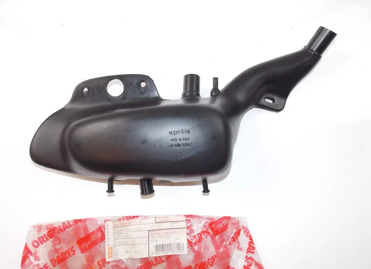 Nos Oem Aprilia 1988 Red Rose 125 Oil Tank Ap8131553 1