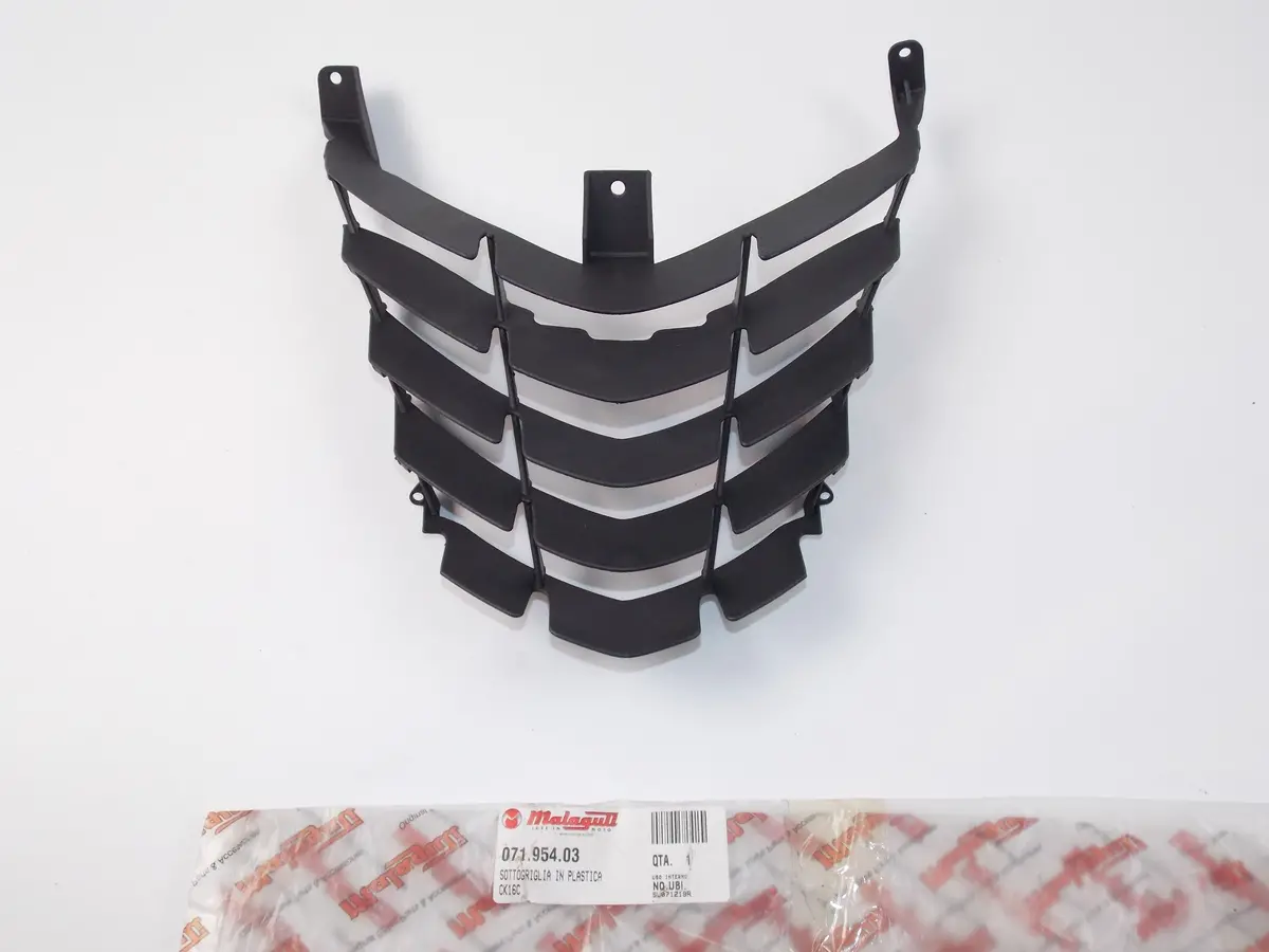 Nos Oem Malaguti Centro 160 / 4T - I.E. Euro 3 Lower Air Intake Grill 071.954.03 1