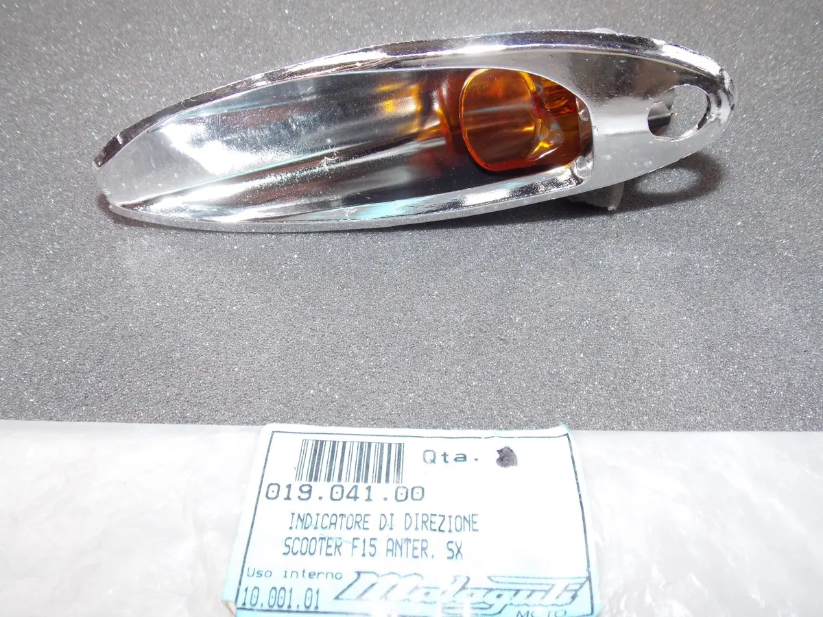 Nos Oem Malaguti 99/01-02 F15 Lc Lh Front Turn Indicator 019.041.00 1