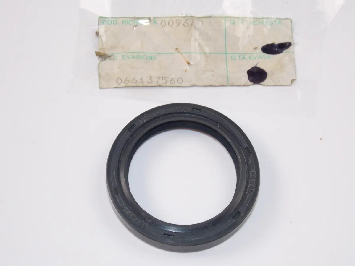 Oem Ducati 250M/ 250/350 Scrambler 600 Pantah Fork Spy Seal 35X47x7 # 066137560 1