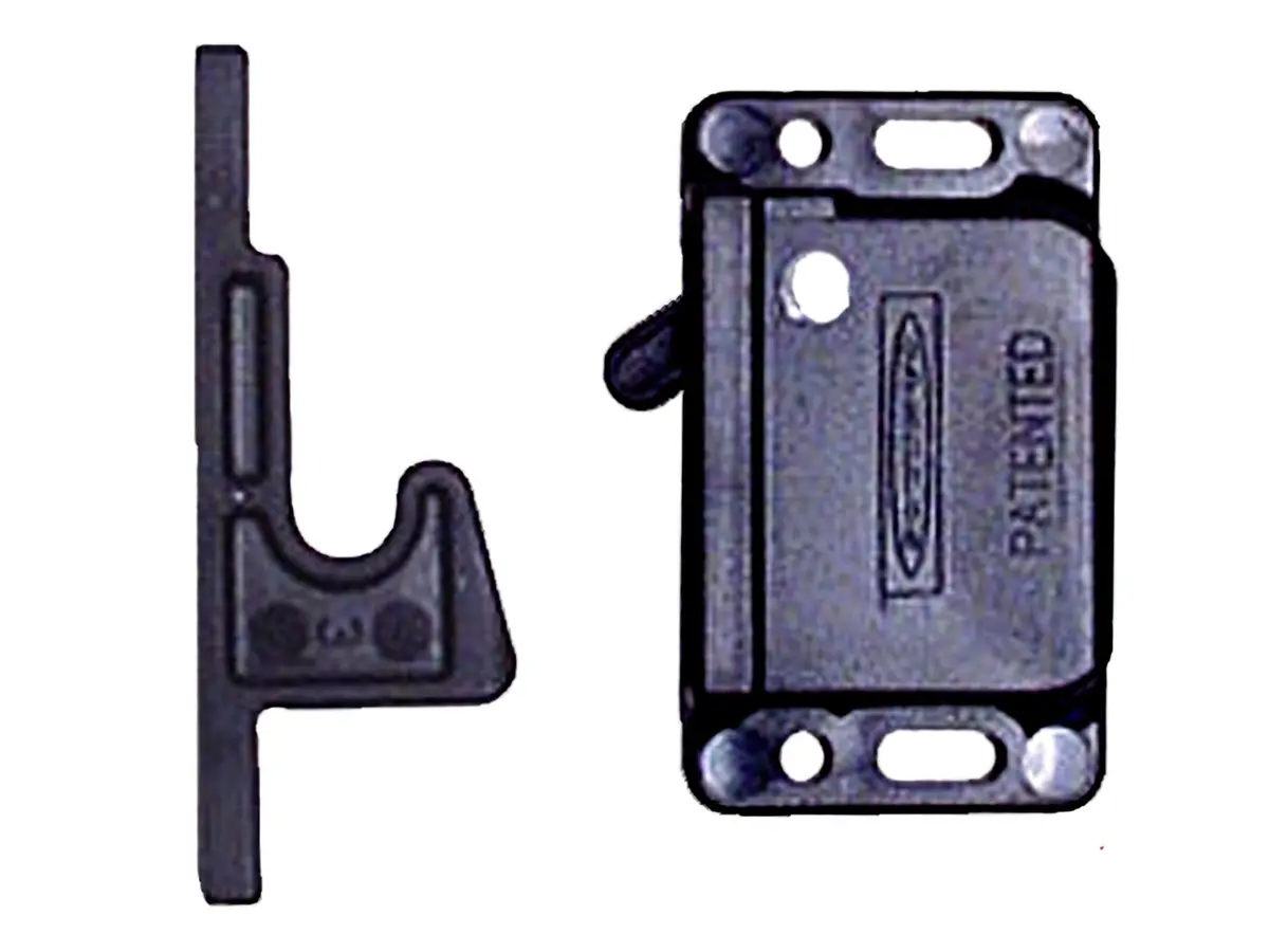Rear Cabinet Latch [Eurovan] 1
