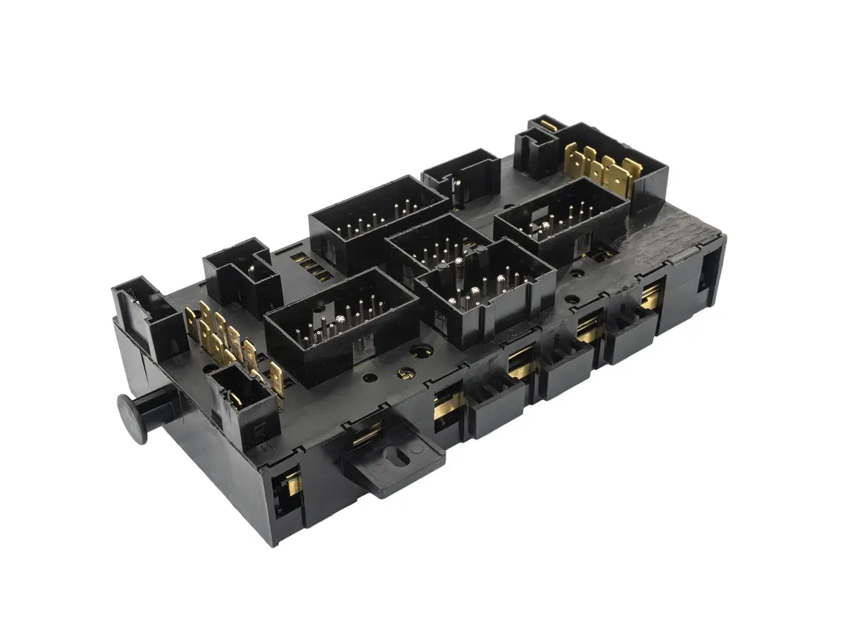 Fuse/Relay Box [Late Vanagon] 1
