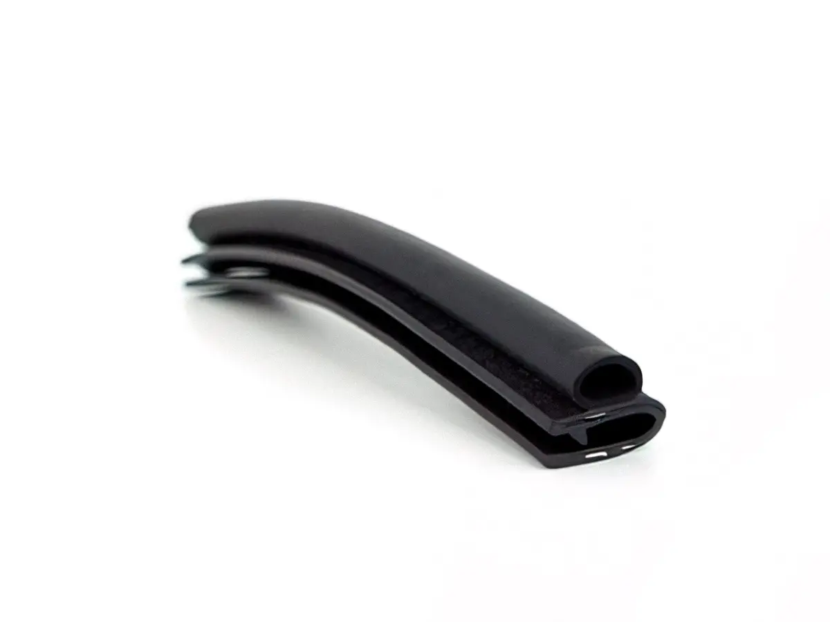 Bulk Luggage Rack Seal [Vanagon & Winnebago] 1