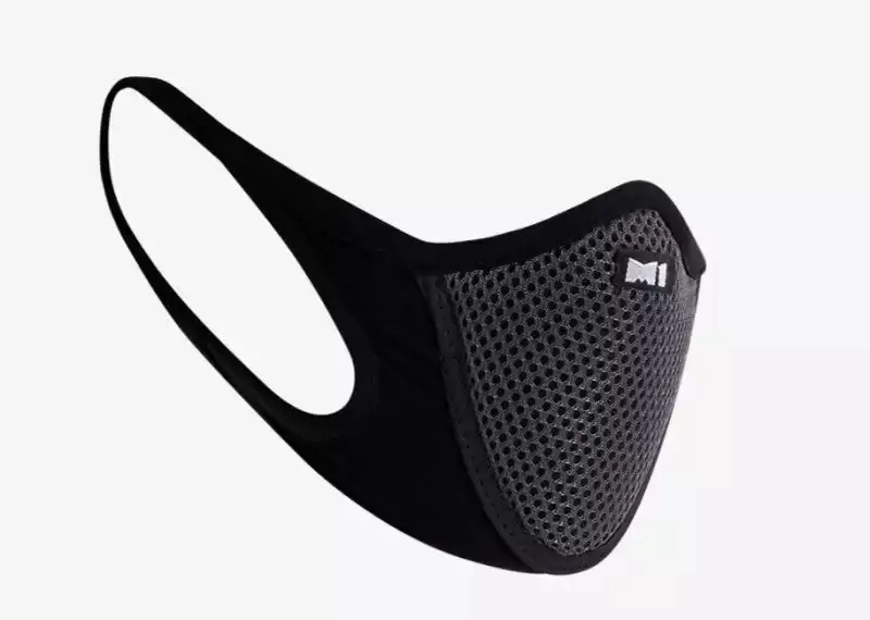M-1 Face Mask Half Black+ Grey Centre 1