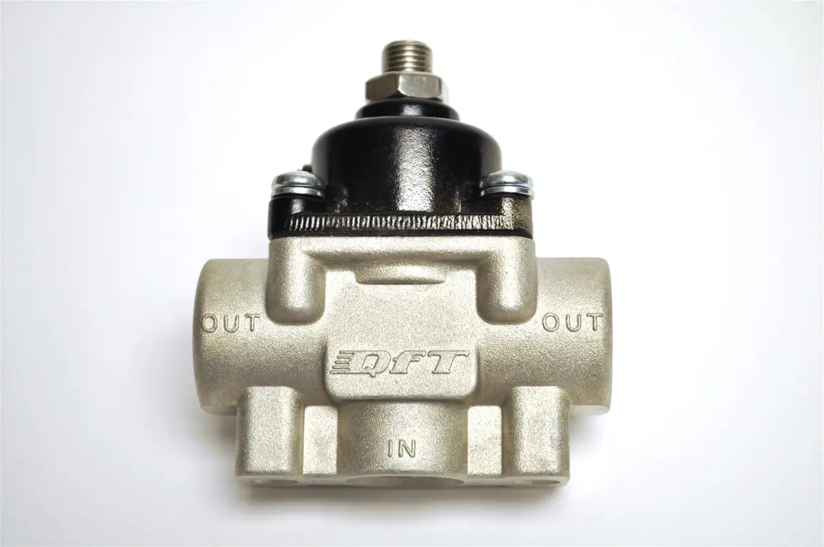 Quick Fuel 30-803Qft Adjustable Fuel Pressure Regulator 1