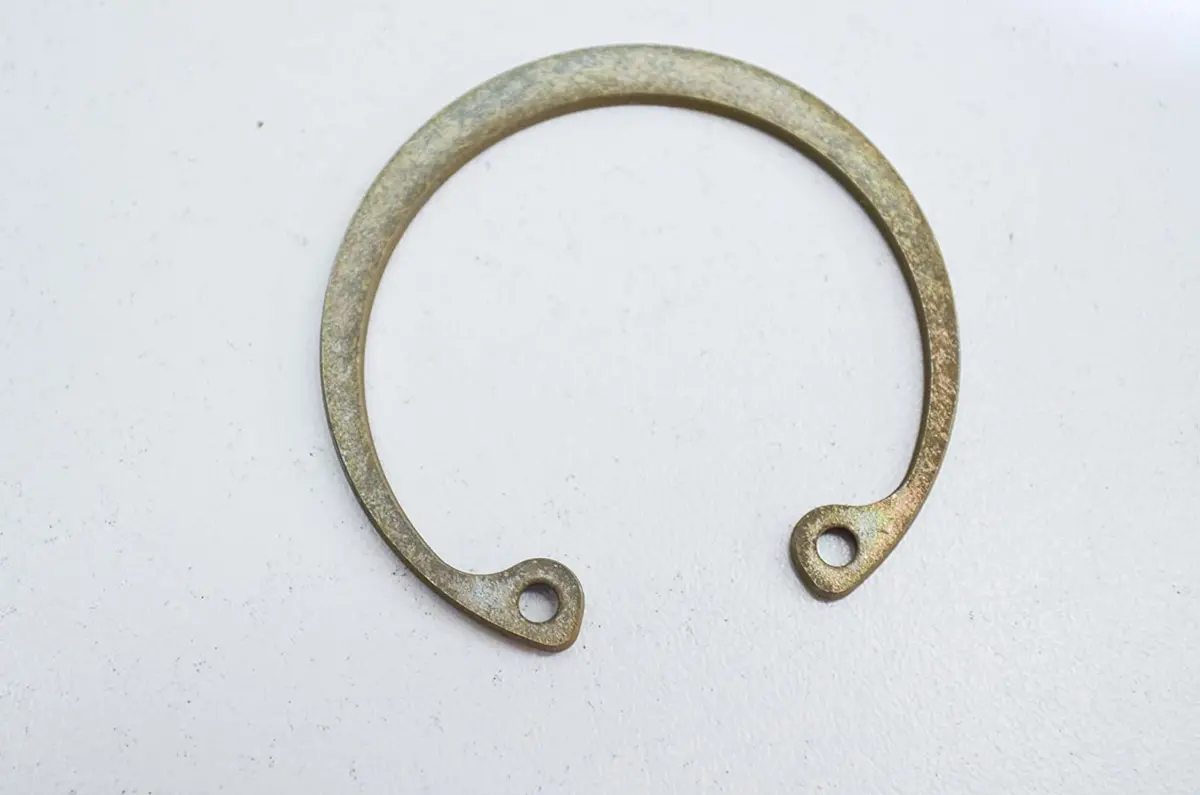 Yamaha Rear Axle C Clip 1